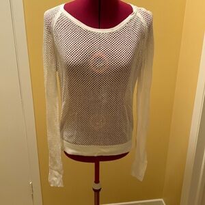 Gilbert Long Sleeve Mesh Top 🔴